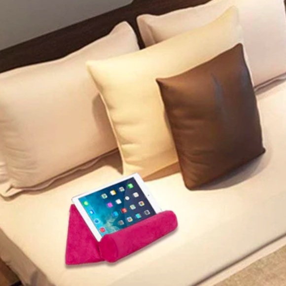 NWOT Hello Plush Tablet Holder in Magenta-O/S - Picture 2 of 7